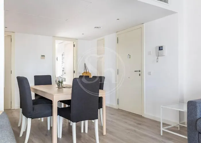 Beachfront With Terrace For 8