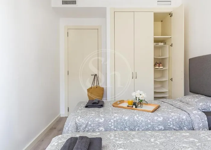 Beachfront With Terrace For 8