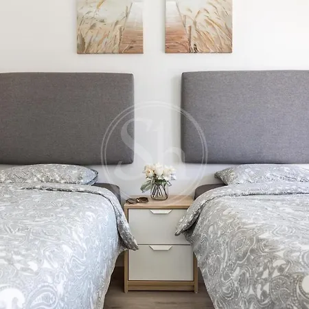 Апартаменты Beachfront With Terrace Барселона