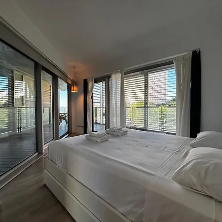 Beachfront With Terrace For 8 Barcelona