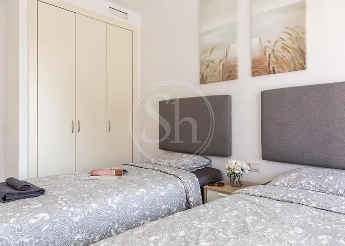 Beachfront With Terrace For 8 Βαρκελώνη