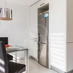 Apartment Beachfront With Terrace For 8 *