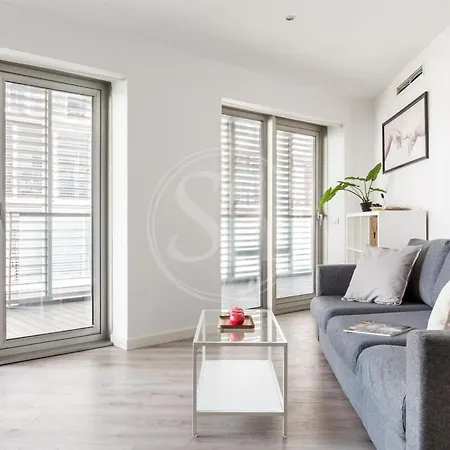 Apartament Beachfront With Terrace For 8 *