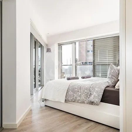 Apartment Beachfront With Terrace For 8 Barcelona