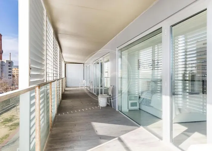 Beachfront With Terrace For 8 아파트 바르셀로나