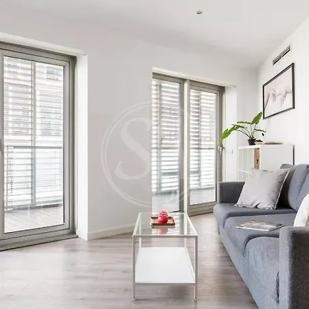 アパート Beachfront With Terrace *